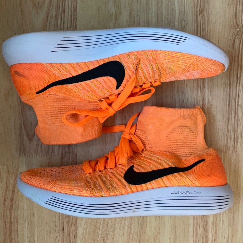 Nike Women’s LunarEpic Flyknit 2 Running Shoe